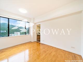 Stubbs Road - Bellevue Court 06