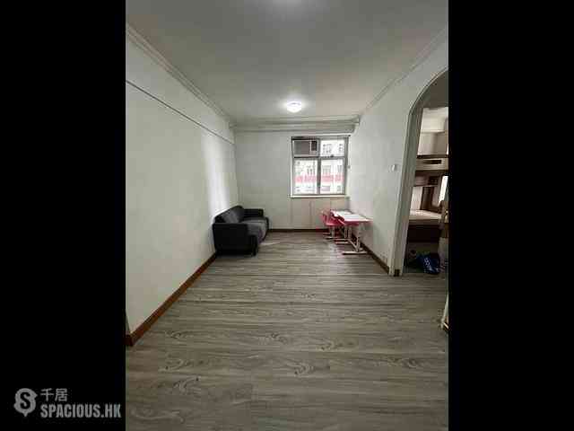 Kennedy Town - Pearl Court 01