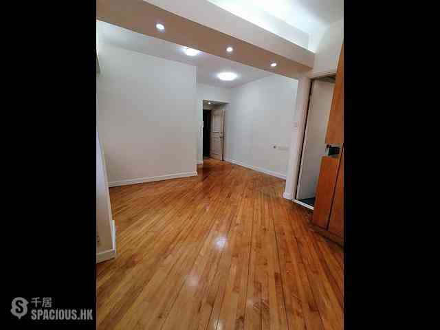 Kennedy Town - Jade Court 01