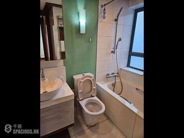 Tai Kok Tsui - The Long Beach Tower 5 04
