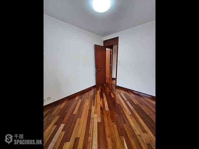 Tai Kok Tsui - The Long Beach Tower 5 11