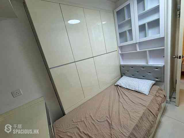 Sha Tin - Hilton Plaza 07