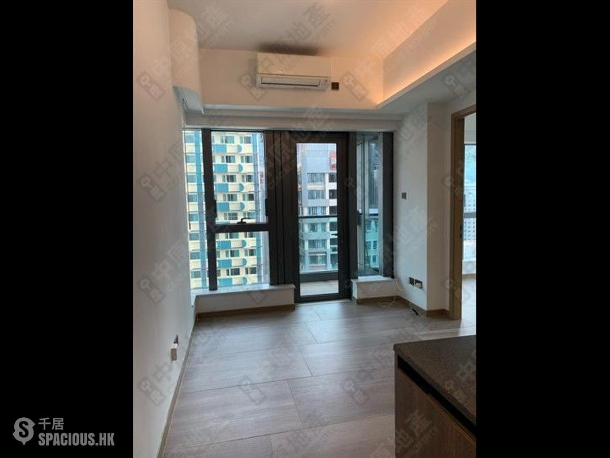 Sai Ying Pun - One・Artlane 01