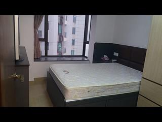 Kennedy Town - Serene Court 04