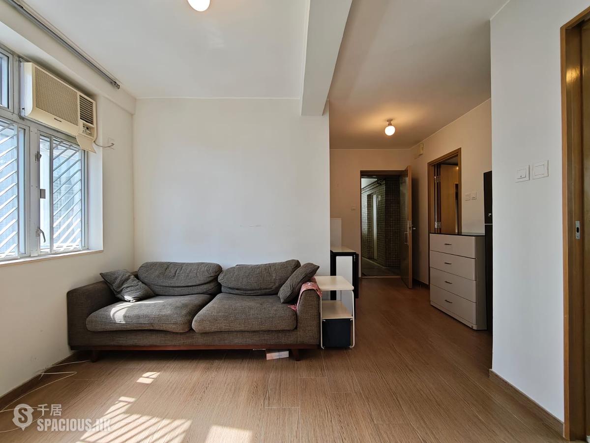 Wan Chai - Causeway Centre Block B 01