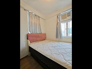Wan Chai - Causeway Centre Block B 08
