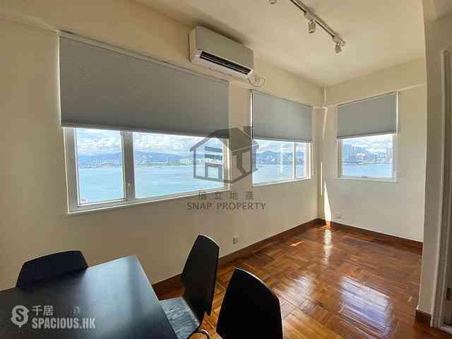 Sai Ying Pun - Cheung Ling Mansion 01