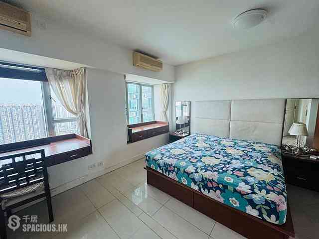 Tung Chung - Caribbean Coast Phase 4 Crystal Cove Tower 16 06