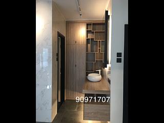 Kennedy Town - Luen Tak Apartments 10