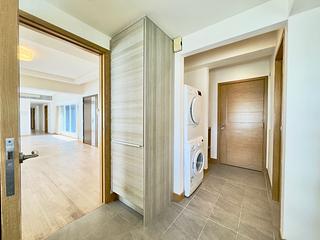 Repulse Bay - Tropicana Court 09