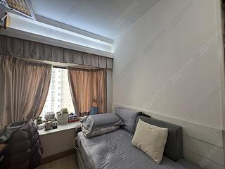 Happy Valley - Beverly Hill 06