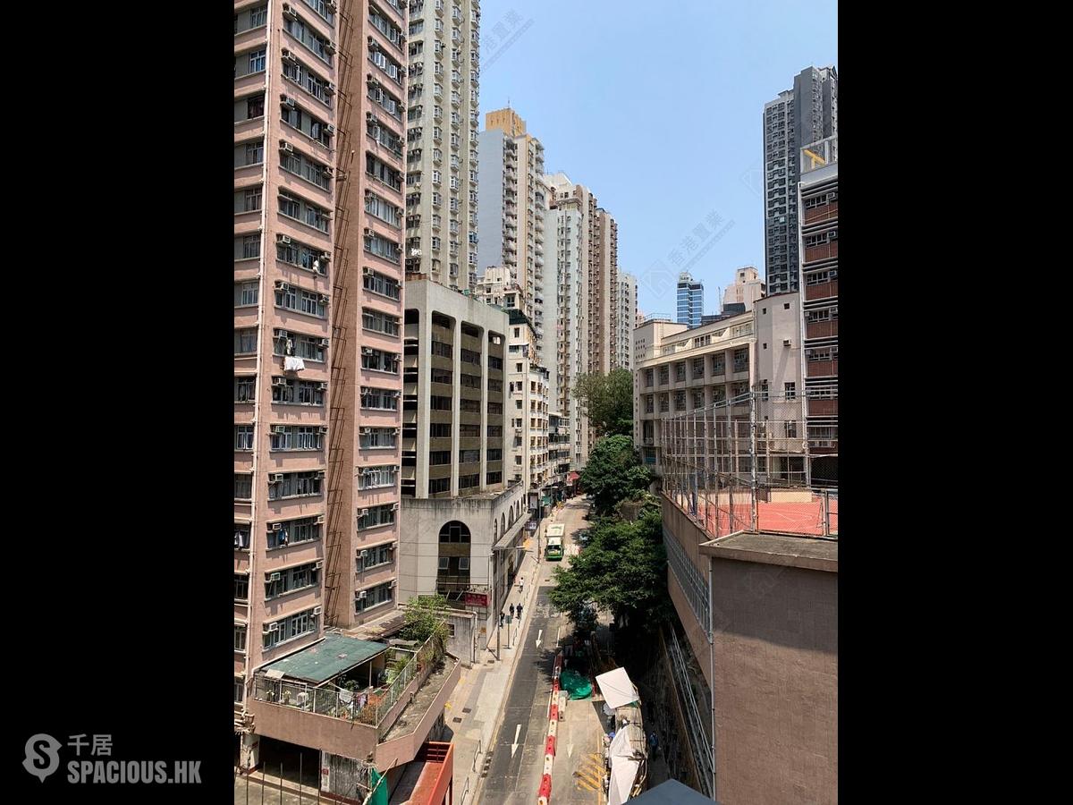 Shek Tong Tsui - Novum West 01