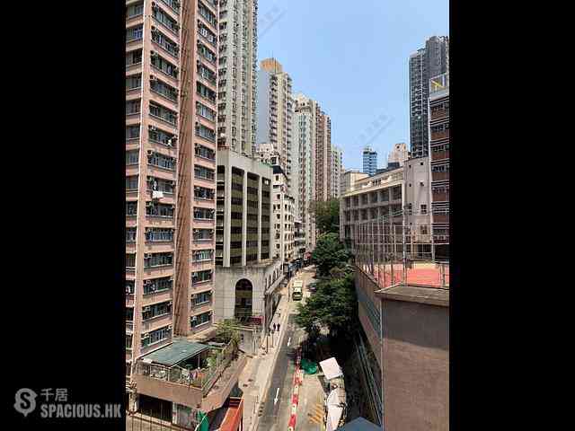 Shek Tong Tsui - Novum West 01