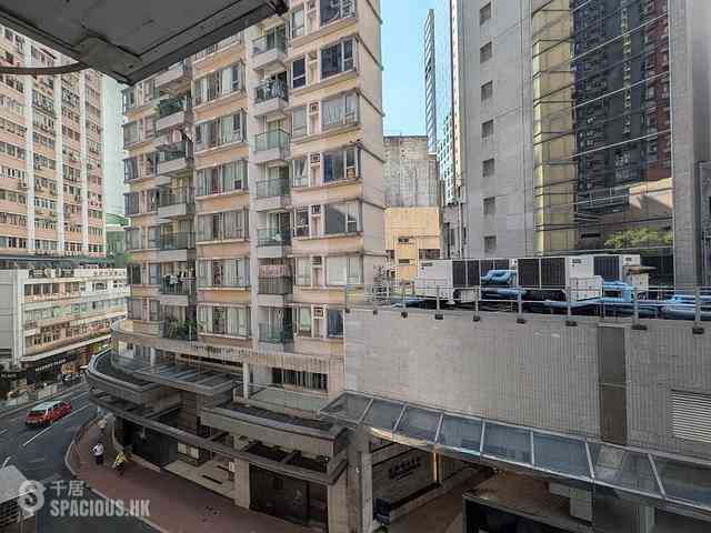 Sheung Wan - 242-244A, Queen's Road Central 11