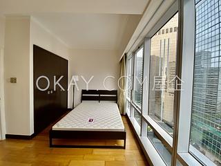 Wan Chai - Convention Plaza Apartments 04
