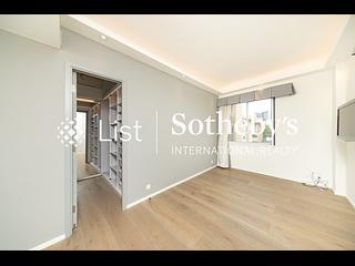 The Peak - Vivian Court 12