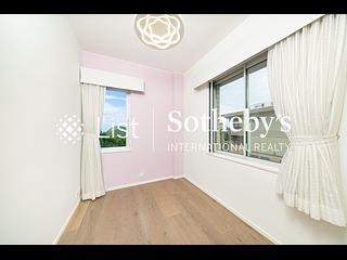 The Peak - Vivian Court 16