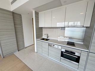 Sai Ying Pun - The Summa 09