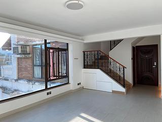 Yau Yat Chuen - Parc Oasis Block 18 02