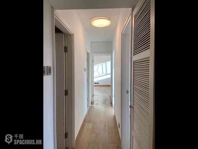 Yau Yat Chuen - Parc Oasis Block 18 05
