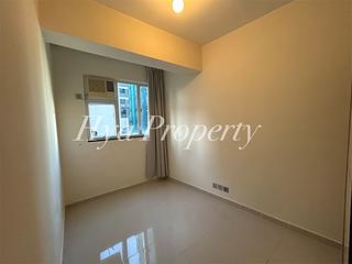 Mid Levels West - Bonanza Court 03