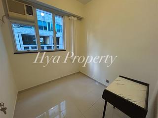 Mid Levels West - Bonanza Court 05
