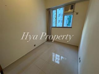 Mid Levels West - Bonanza Court 06