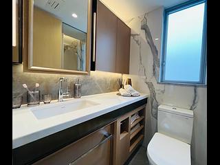 Sai Ying Pun - No.8 Hing Hon Road (Resiglow-Bonham) 06