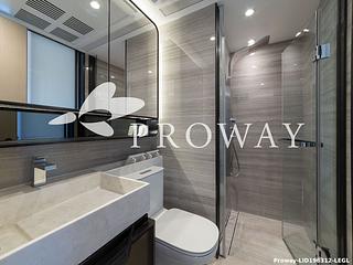 Mid Levels Central - Townplace Soho 08