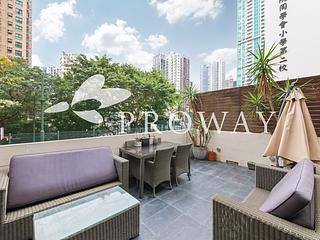 Sai Ying Pun - Tai Hing Building 04