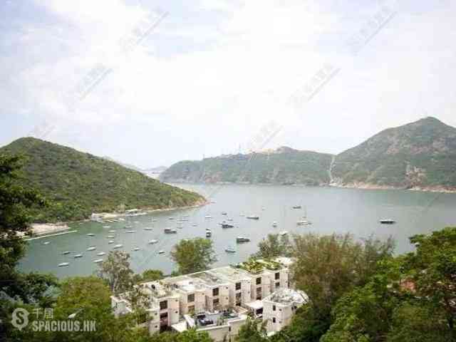 Repulse Bay - The Somerset 01