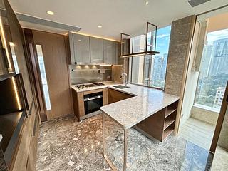 Mid Levels Central - 22A, Kennedy Road 04