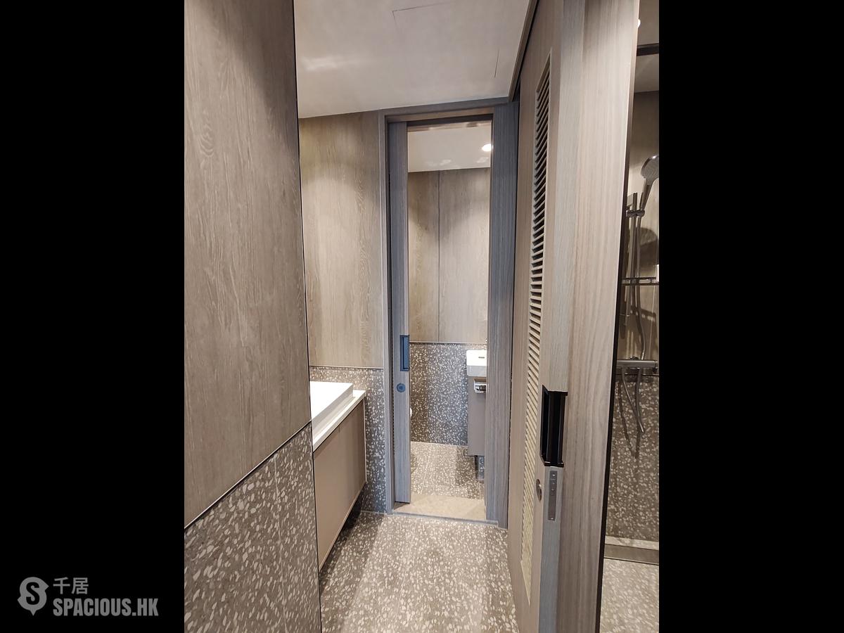 Cheung Sha Wan - Bondlane 01