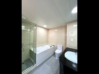 Mid Levels Central - Tregunter Tower 3 04