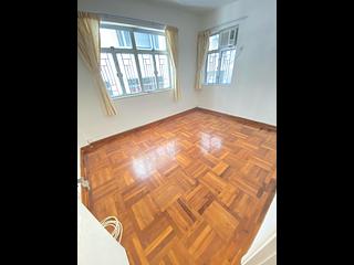 Mid Levels West - Sung Ling Mansion 02