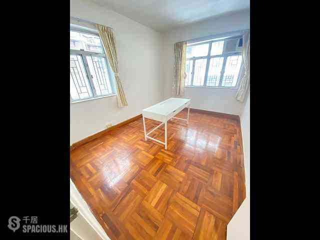 Mid Levels West - Sung Ling Mansion 03