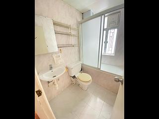 Mid Levels West - Sung Ling Mansion 07