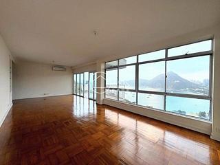 Repulse Bay - 24-24A, Repulse Bay Road 02