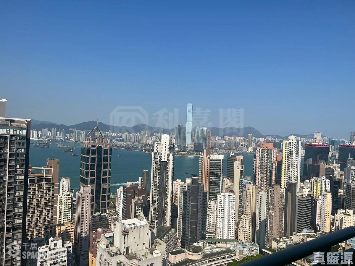 Sai Ying Pun - Bon-Point 01