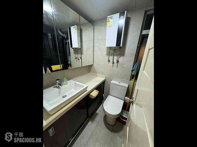 Sha Tin - Hilton Plaza 04