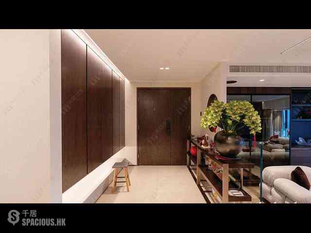 Repulse Bay - Grand Garden Block 1 05