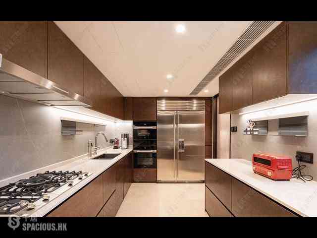 Repulse Bay - Grand Garden Block 1 07