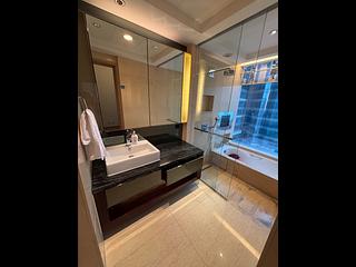 West Kowloon - The Cullinan 11