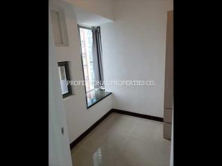 Kennedy Town - The Merton 05