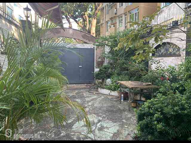 Yau Yat Chuen - Conwell Villa 04