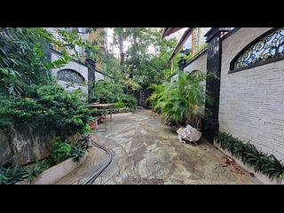 又一村 - 康豪苑 11