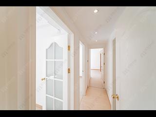 Mid Levels Central - Clovelly Court Block 2 08