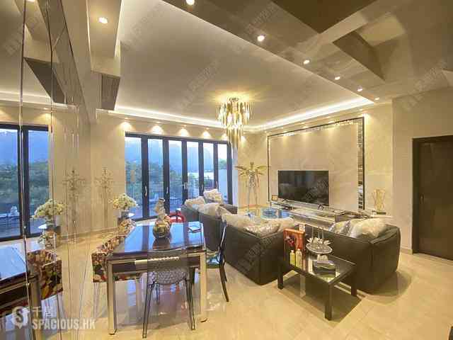 Ting Kok - The Beverly Hills Phase 1 Boulevard du Palais (Seventh Avenue) 02