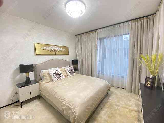 Ting Kok - The Beverly Hills Phase 1 Boulevard du Palais (Seventh Avenue) 09