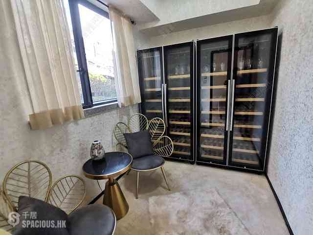 Ting Kok - The Beverly Hills Phase 1 Boulevard du Palais (Seventh Avenue) 12